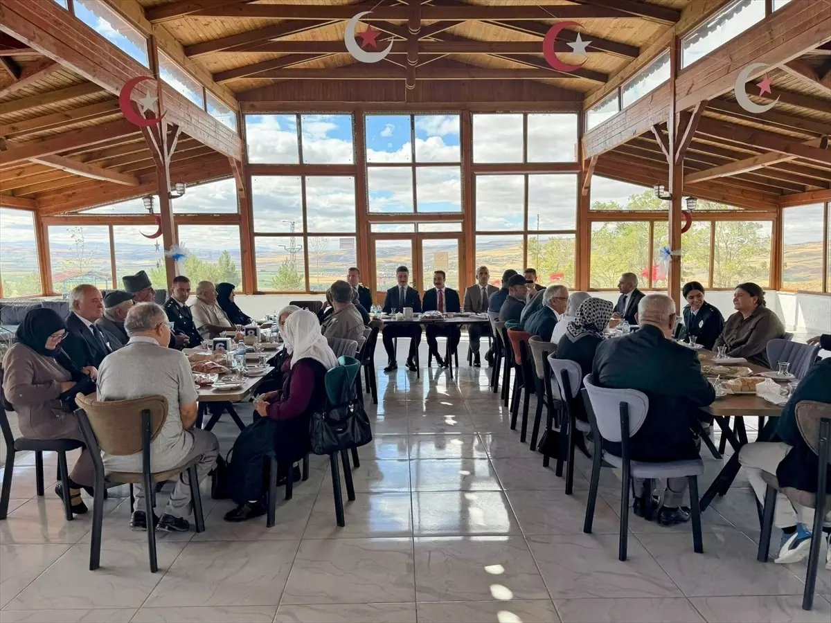 ulas ve gemerekte 19 eylul gaziler gunu kutlandi eKwH6dTf