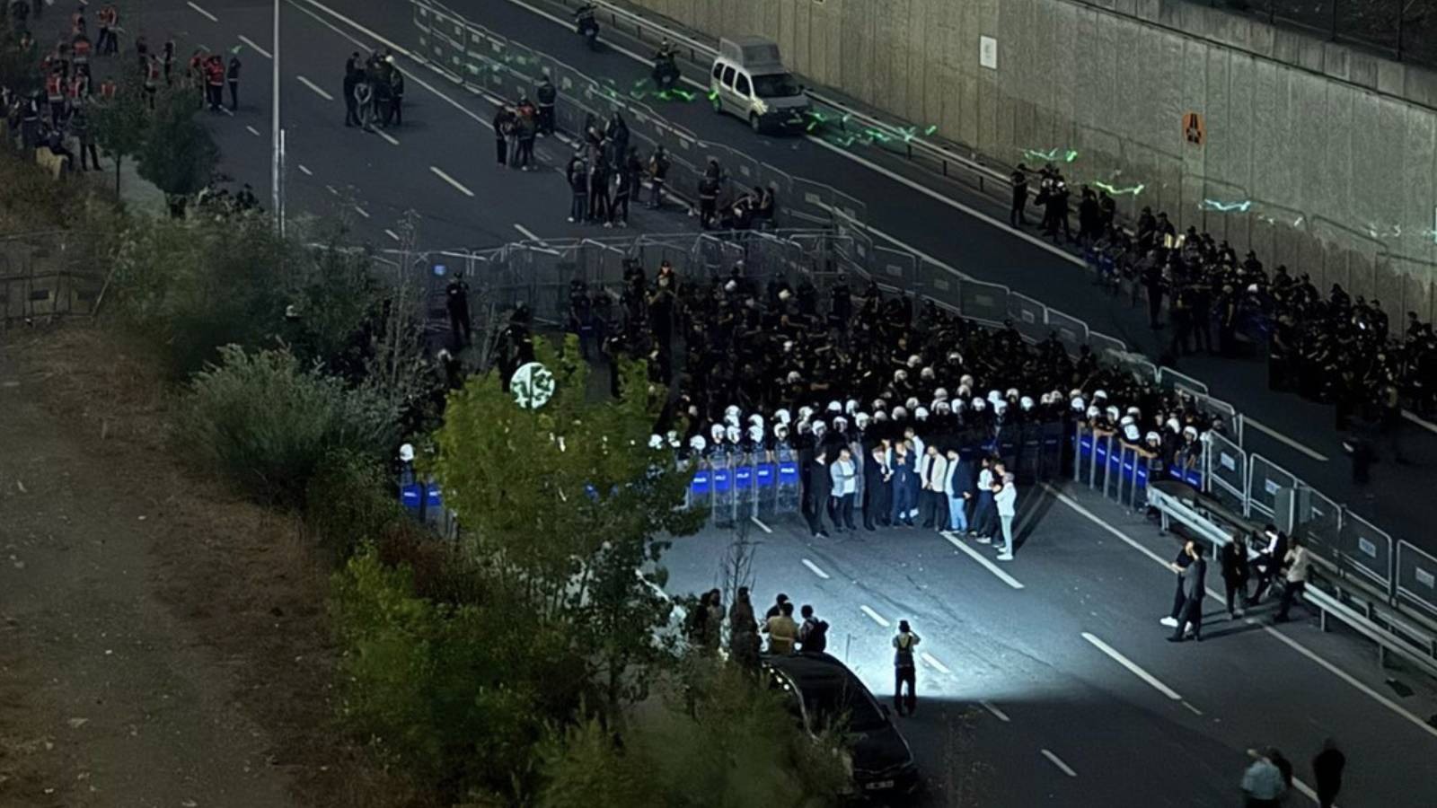 Zafer Partisi’nden iktidara CHP İstanbul İl Başkanlığı tepkisi: Seçmen iradesine saygı gösterilmesini bekliyoruz