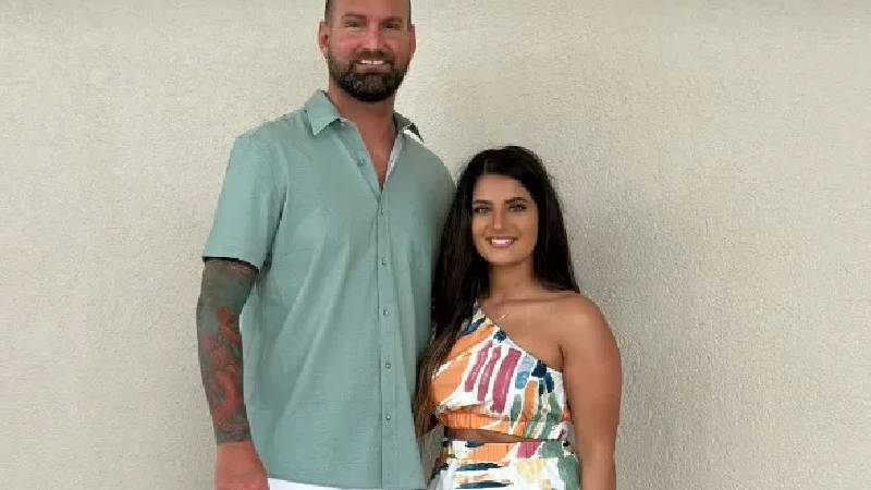 15 yil once evden kacan genc kiz yillar sonra onu arayan polisle nisanlandi A4Yt3rMs