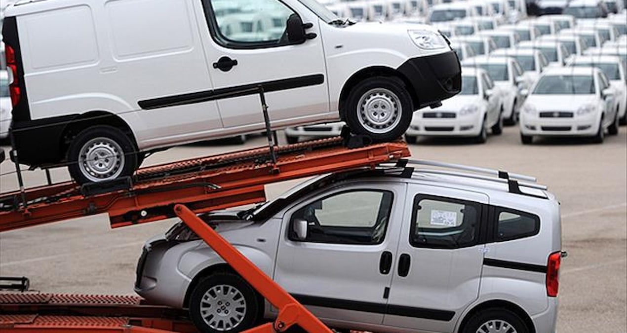 9 ayda zirve degisti iste en cok satan ve en ucuz hafif ticari araclar QFj576Tm.jpg