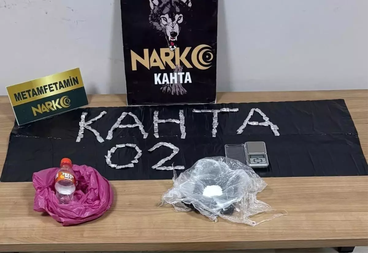 kahtada uyusturucu operasyonu 2 tutuklama gnnaXJdc.jpg