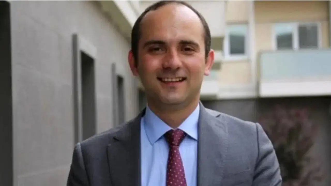 Mahkeme, Tayfun Kahraman için yeniden yargılama talebini reddetti: Siyasilerden peş peşe tepkiler! mahkeme tayfun kahraman icin yeniden yargilama talebini reddetti siyasilerden pes pese tepkiler gj3257VV.jpg