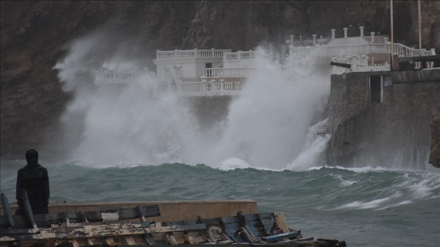 Meteorolojiden iki bölge için fırtına uyarısı
