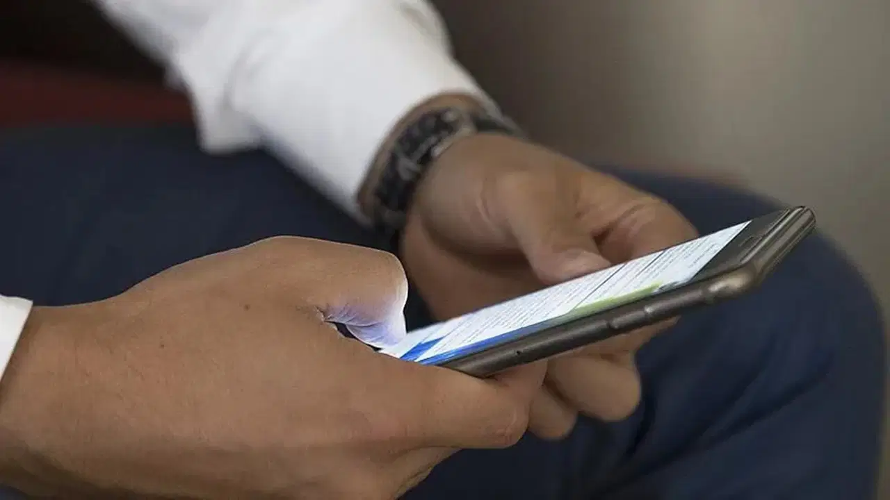 İsyan ettiren SMS’ler için emsal karar: Şirkete 1 milyon lira para cezası verildi